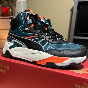 MENS PUMA - TRINITY MID HYBRID - SZ 12 (NEW IN BOX)